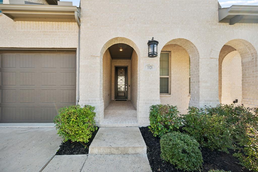 1020 Saffold Trail