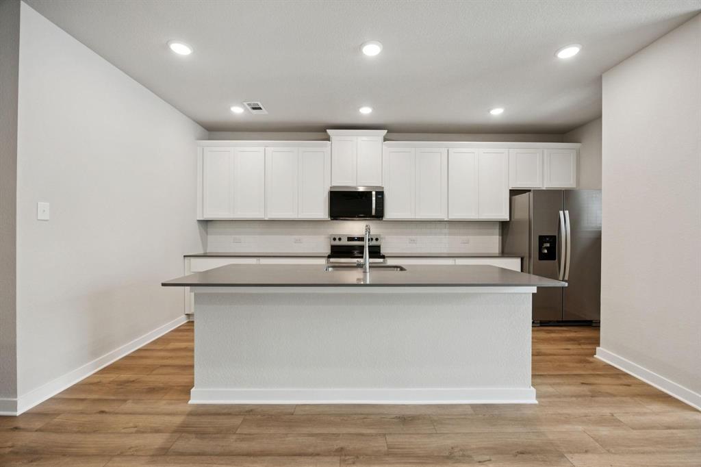 Mockingbird Estates Add - Residential Lease