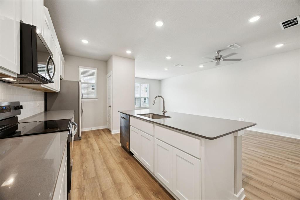 Mockingbird Estates Add - Residential Lease