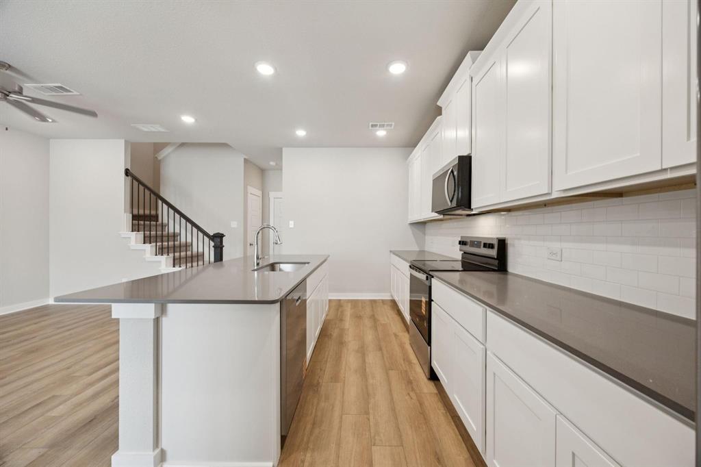 Mockingbird Estates Add - Residential Lease