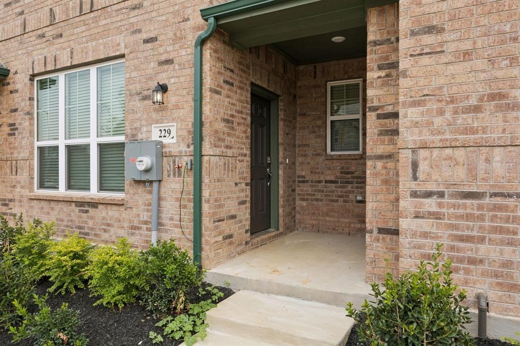 Mockingbird Estates Add - Residential Lease