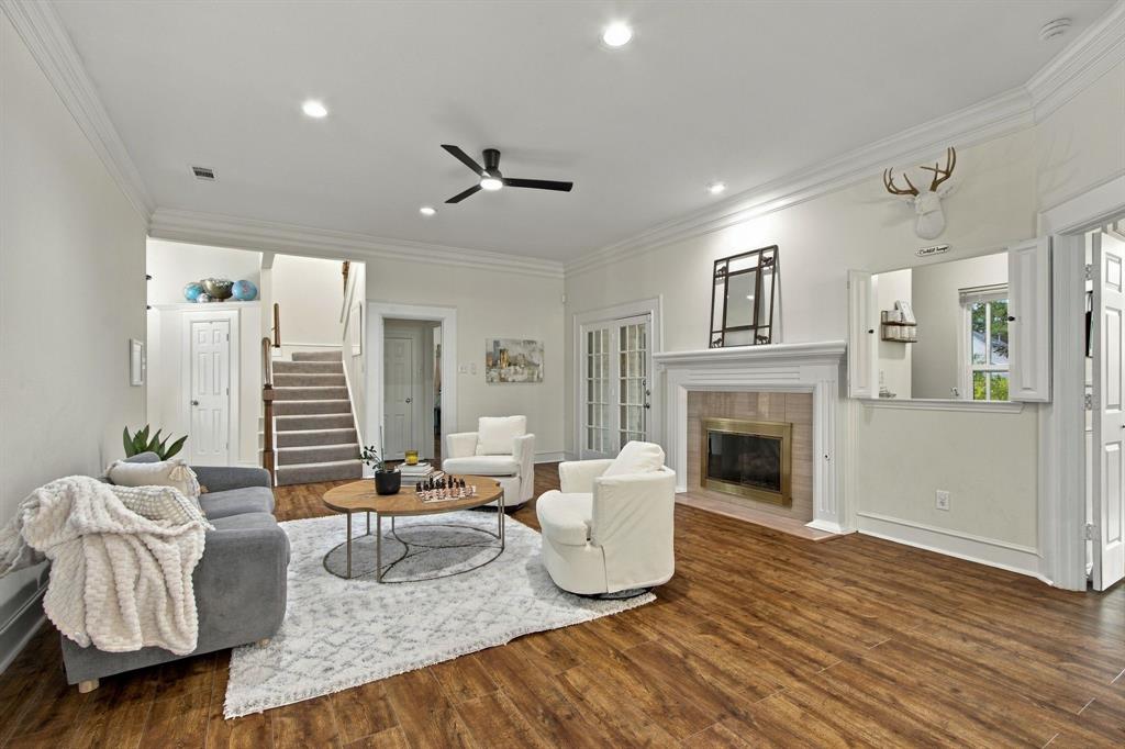 2905 Foxcreek Drive