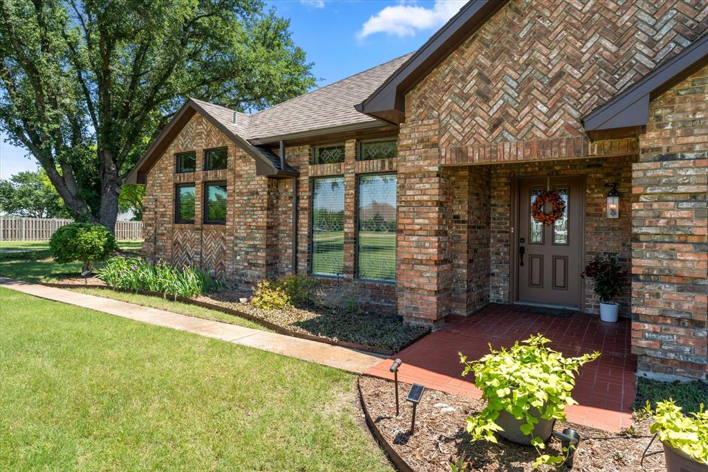 10612 Live Oak Drive