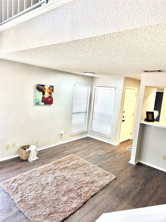 Arlington Oaks Condo - Residential