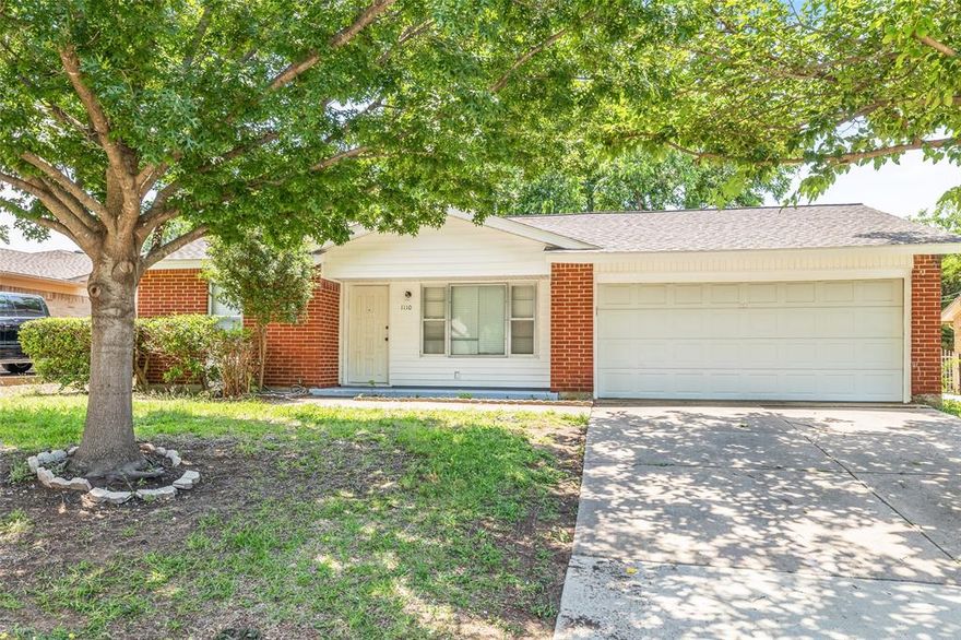 Welcome to this adorable well maintained home featuring 3 bedrooms and 2 full bathrooms. A great starter home located at an amazing location that is minutes away from grocery stores, restaurants and entertainment. Home was recently painted with neutral color and replaced with new laminate flooring throughout. Kitchen offers granite countertop and a gas stove. Great sized back yard and large covered patio with tree shades perfect for family and friends gathering on lovely summer days. Don’t miss out on this opportunity to make this home your own!