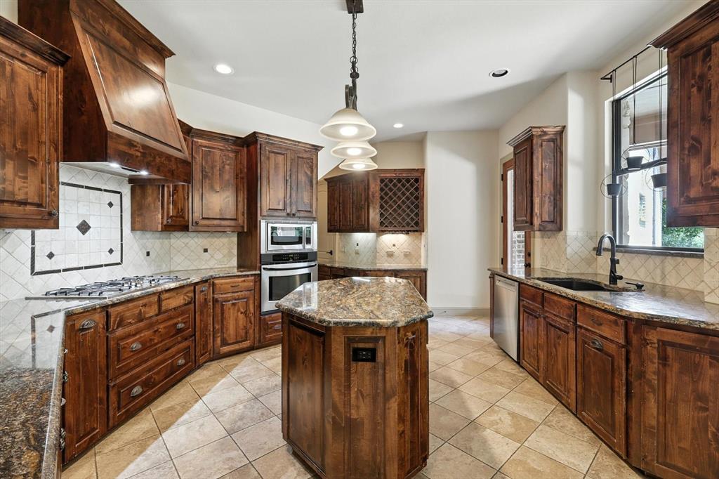 The Shores Of Lakewood Village - Residential