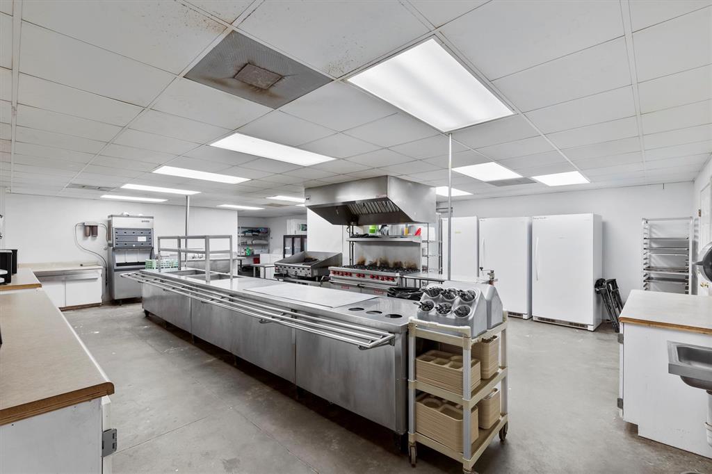 252 Private Road 6955