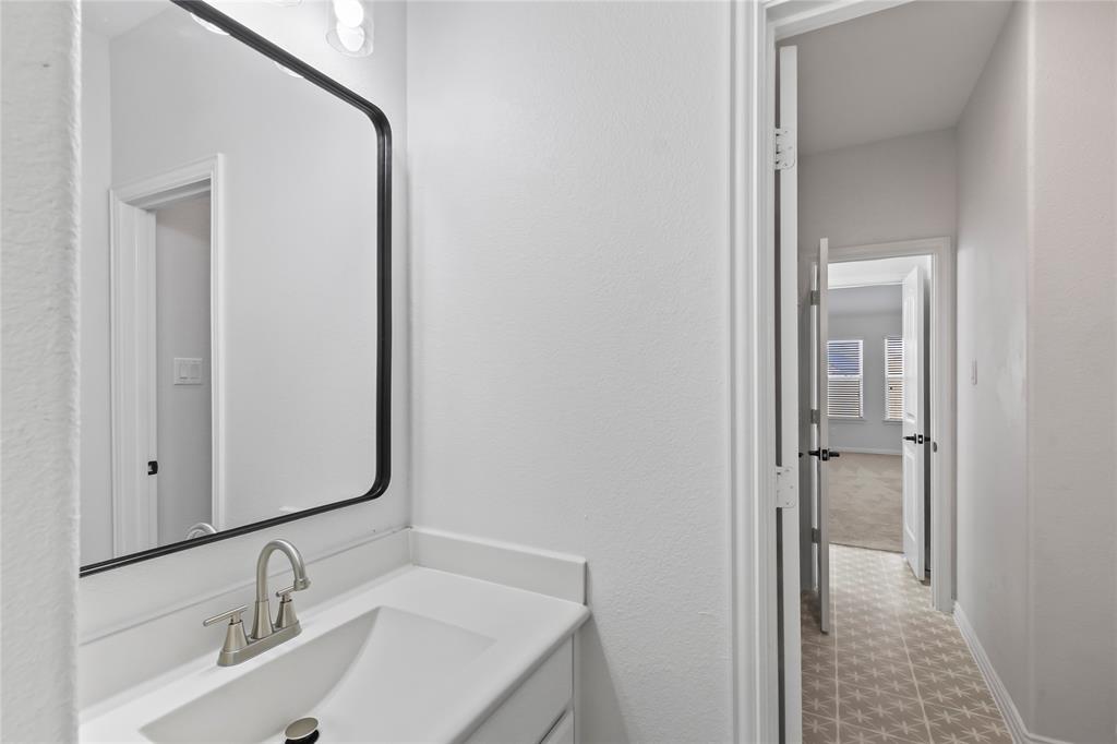 Creeks Of Legacy Ph 1b - Residential Lease