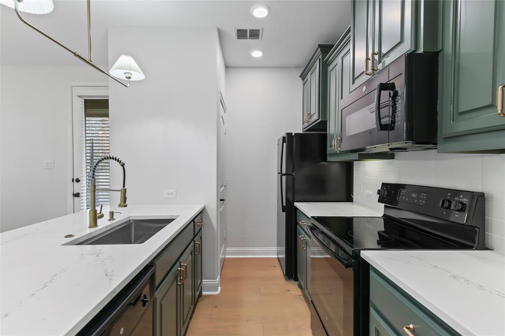 Creeks Of Legacy Ph 1b - Residential Lease