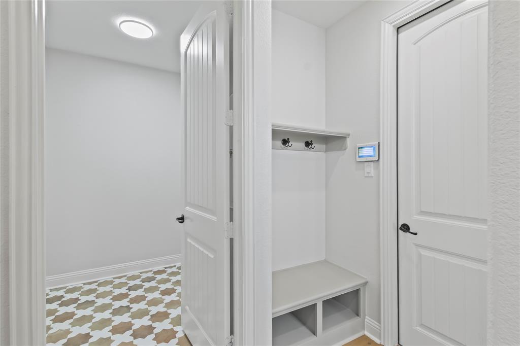 Creeks Of Legacy Ph 1b - Residential Lease