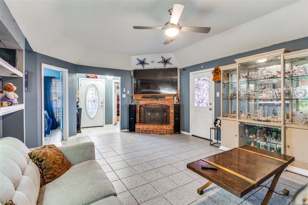 1258 Robinhood Boulevard