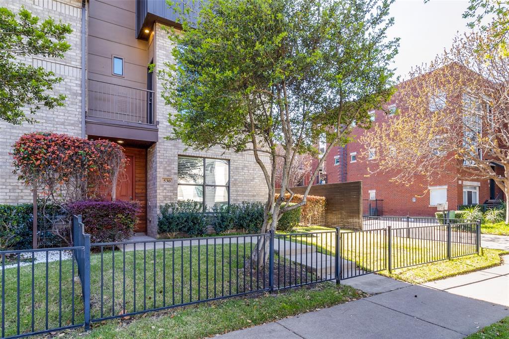 4211 Rawlins Street 530