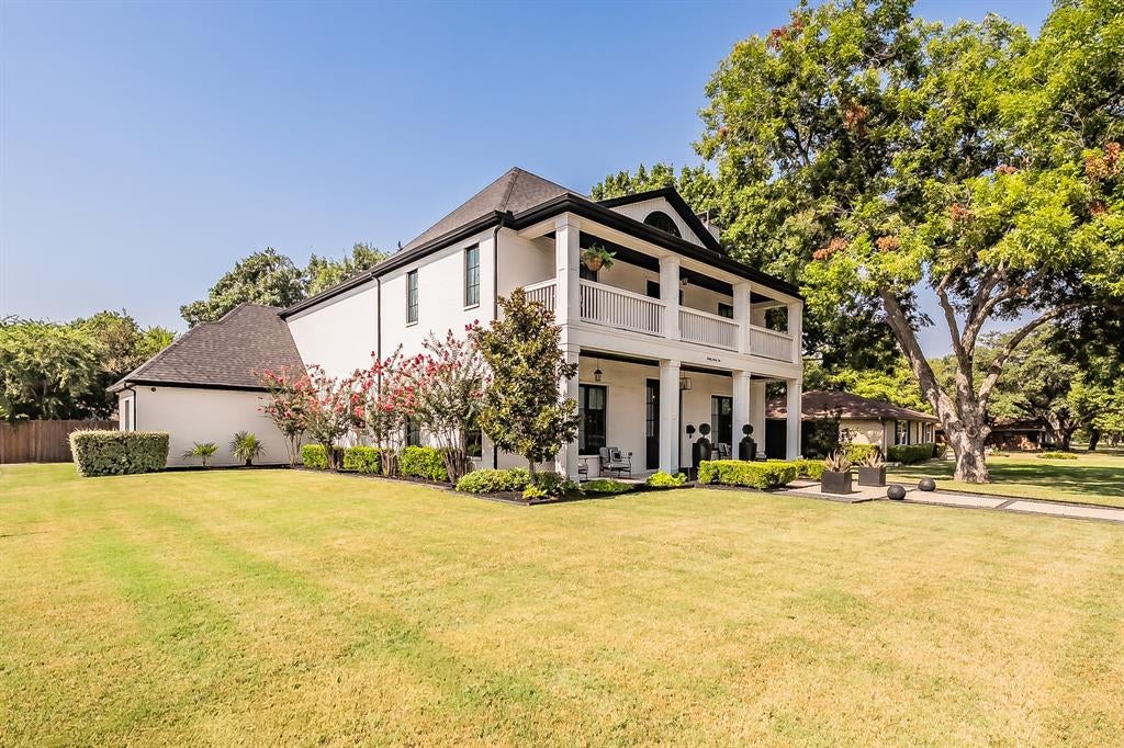 3062 Primrose Lane
