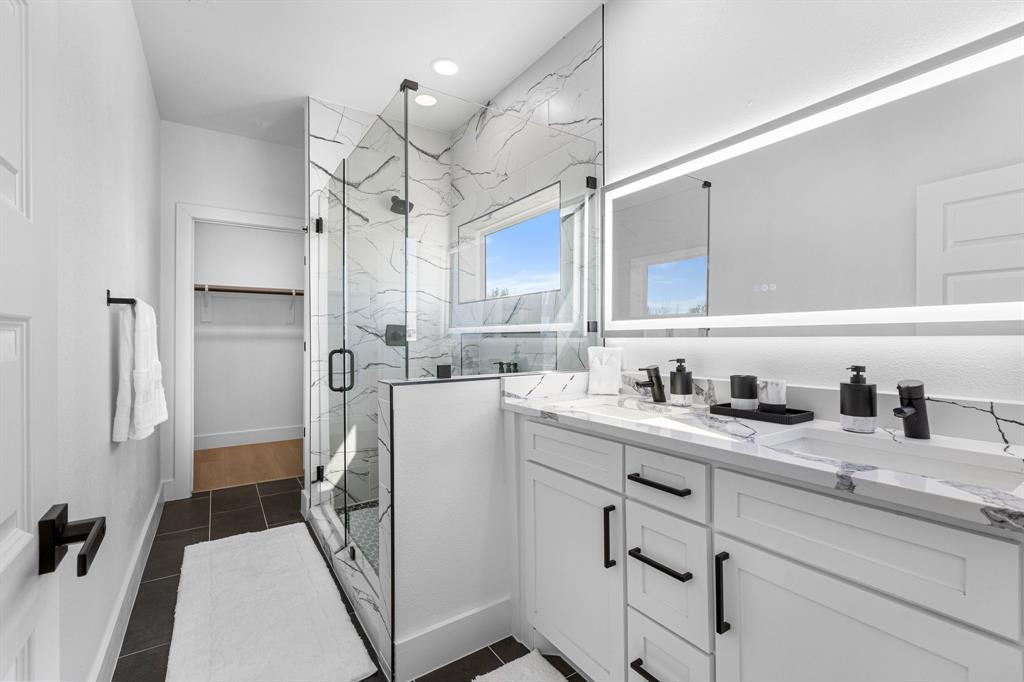 D Rowens Add - Residential Lease