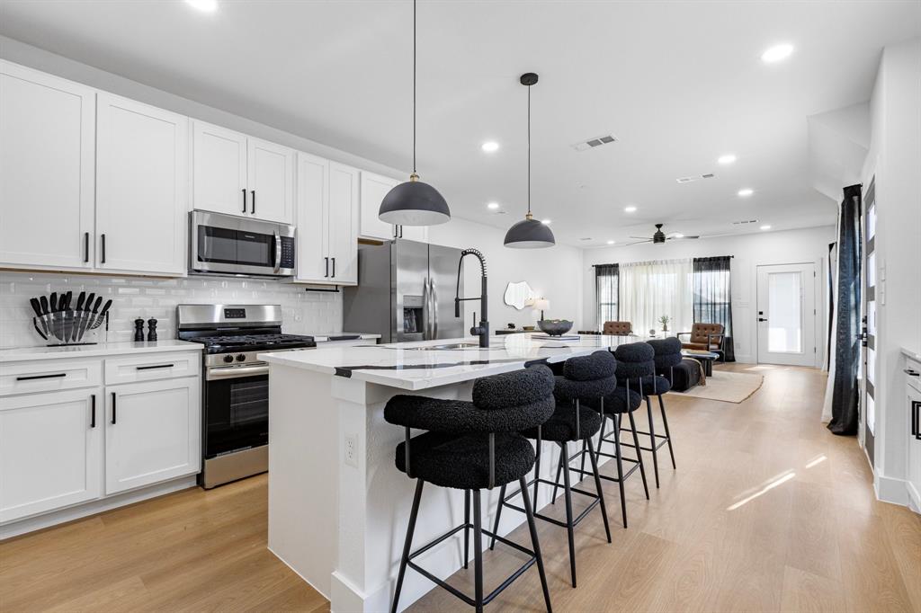 D Rowens Add - Residential Lease