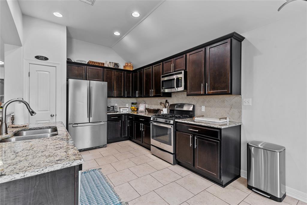 Belle Rose Legacy - Residential