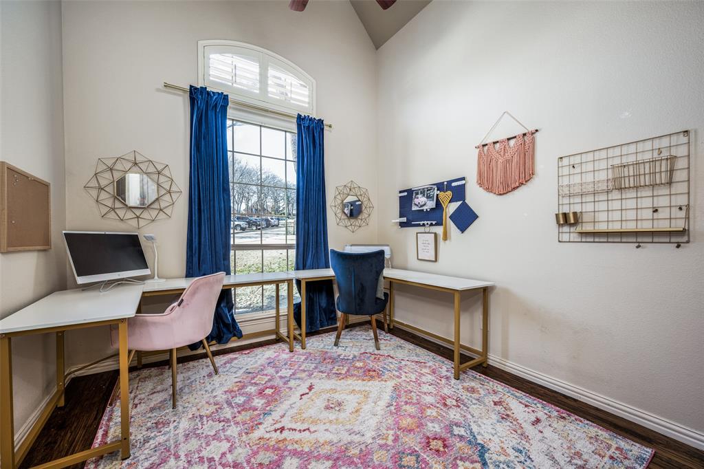 Villas At Trophy Club The - Residential