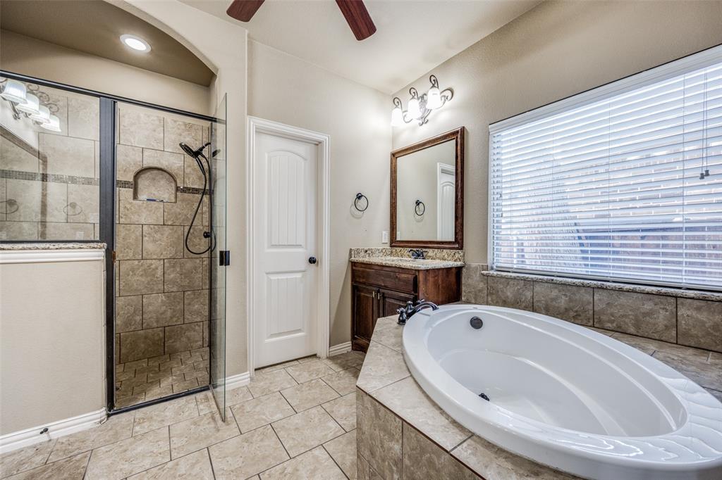 Villas At Trophy Club The - Residential