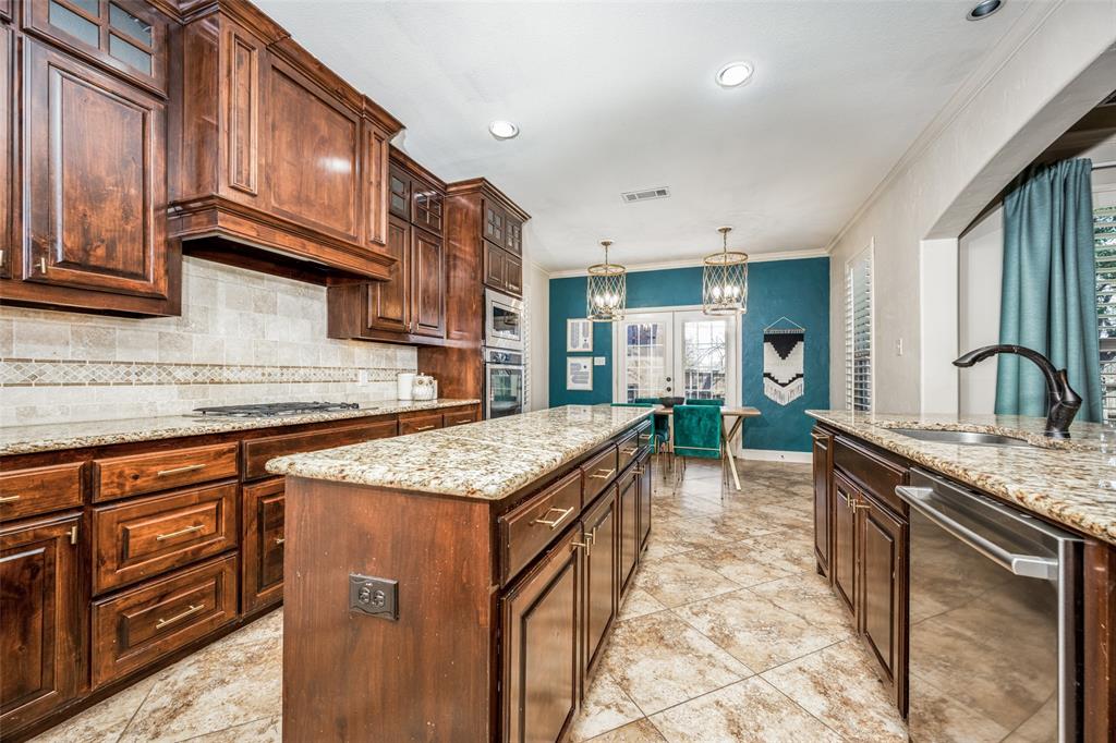 Villas At Trophy Club The - Residential