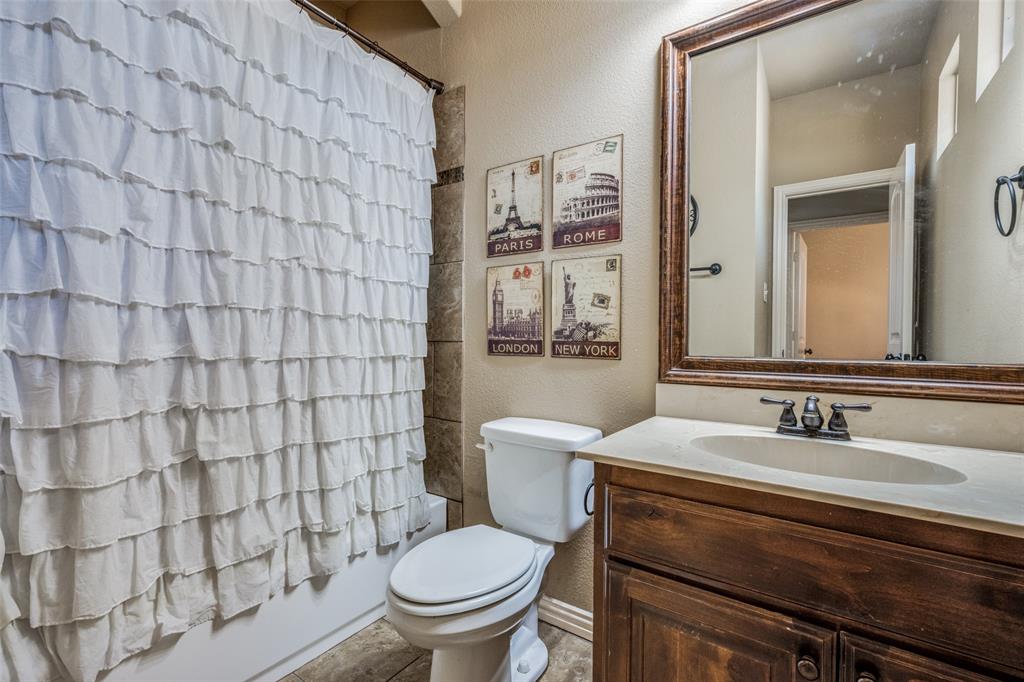 Villas At Trophy Club The - Residential