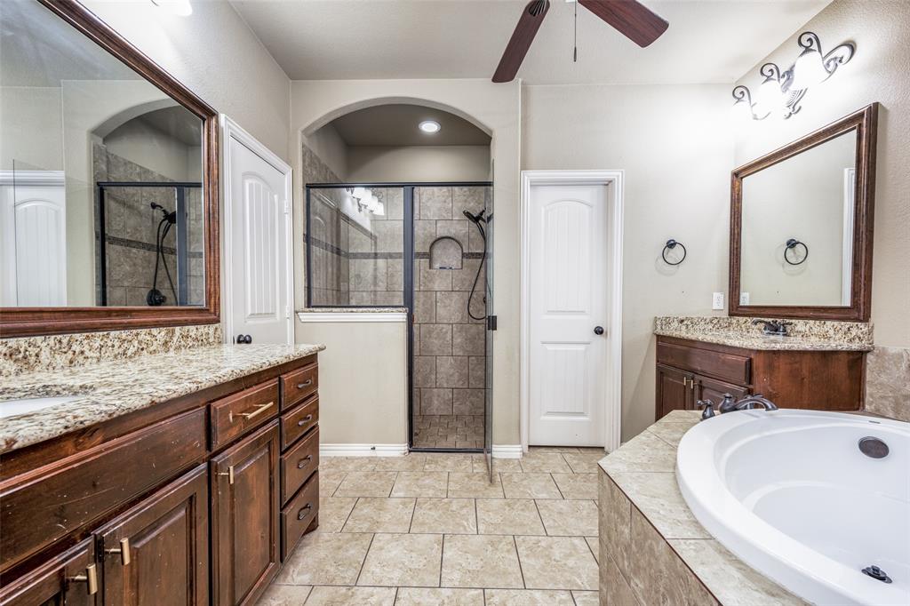 Villas At Trophy Club The - Residential