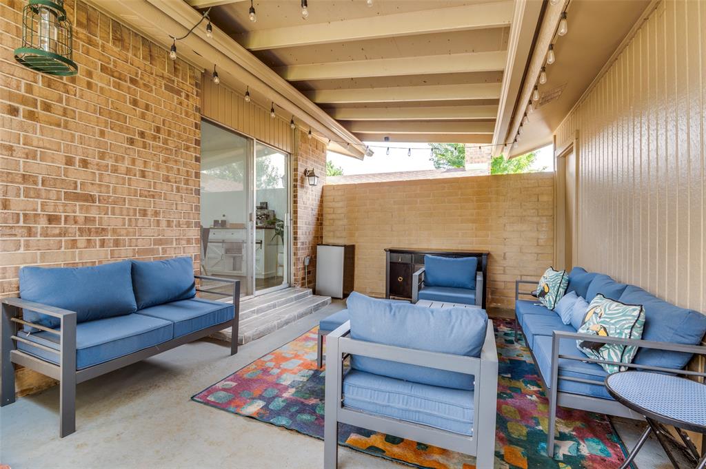 Shady Brook Twnhs Add - Residential