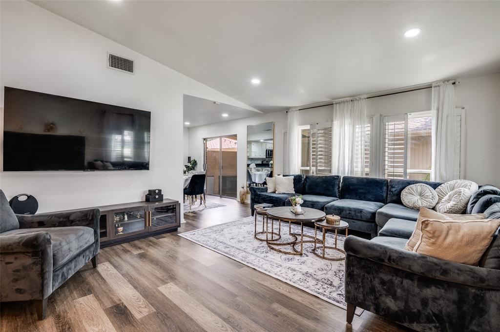 Shady Brook Twnhs Add - Residential