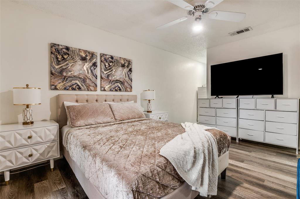 Shady Brook Twnhs Add - Residential