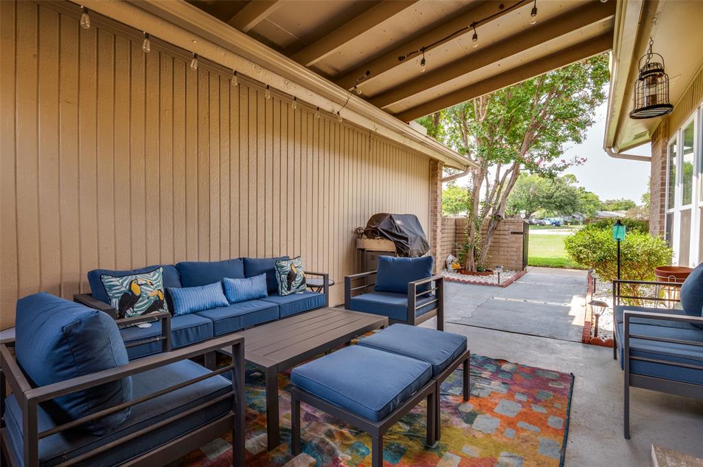 Shady Brook Twnhs Add - Residential