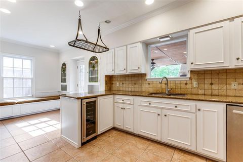 Tiny photo for 4244 Potomac Avenue, Highland Park, TX 75205 (MLS # 21097702)