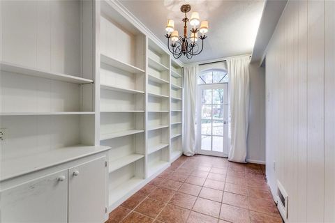 Tiny photo for 4244 Potomac Avenue, Highland Park, TX 75205 (MLS # 21097702)