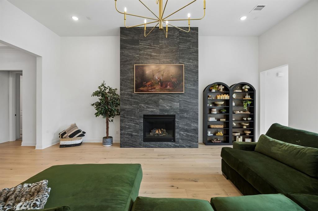 1717 Tolleson Drive