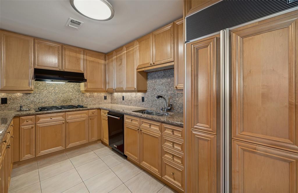 Mayfair at Turtle Creek Condo - Residential