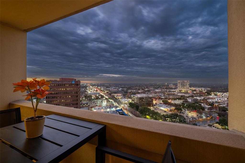 Mayfair at Turtle Creek Condo - Residential