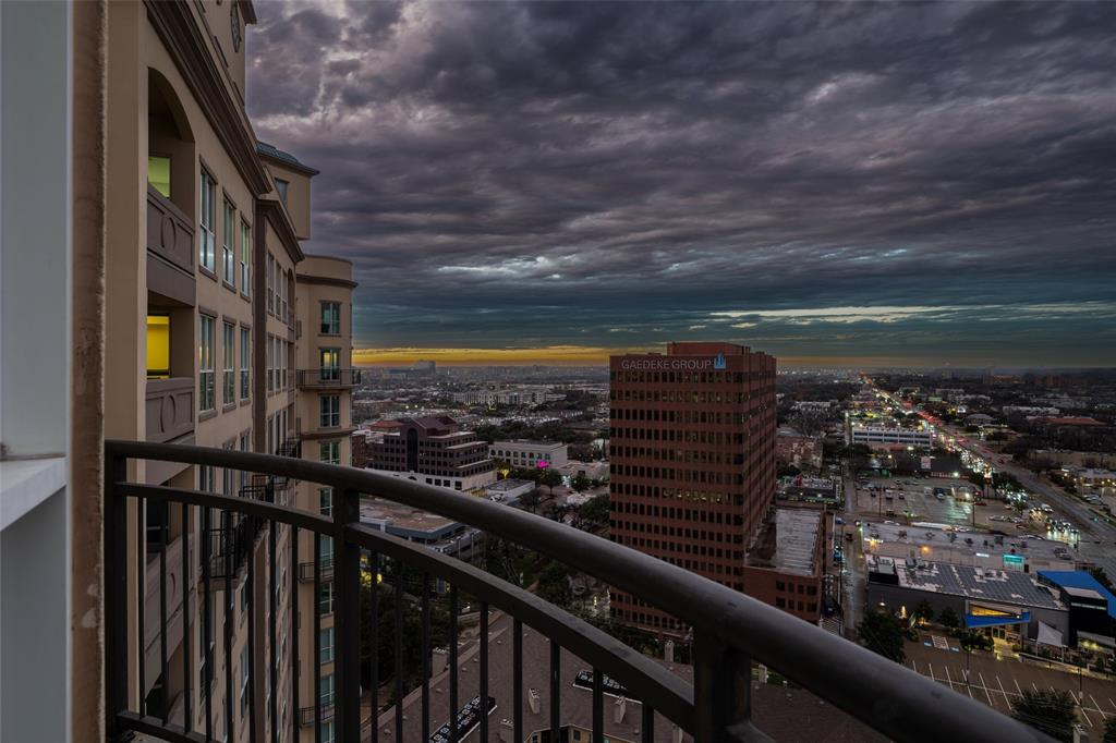 Mayfair at Turtle Creek Condo - Residential