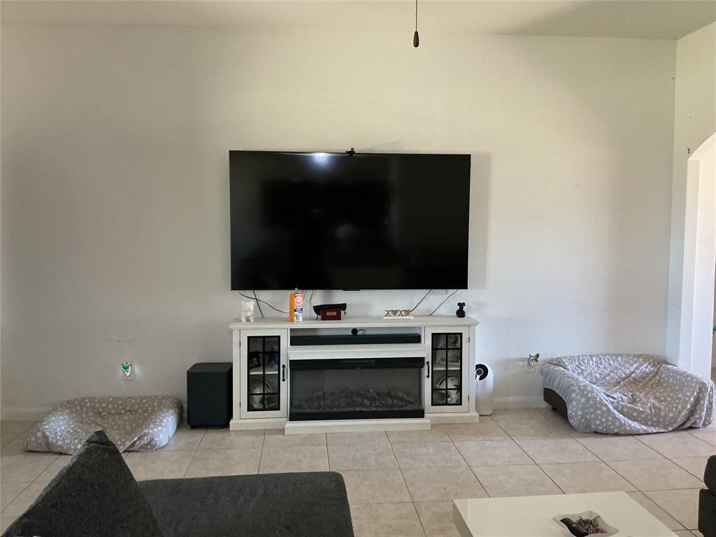 Meadow Spgs - Residential