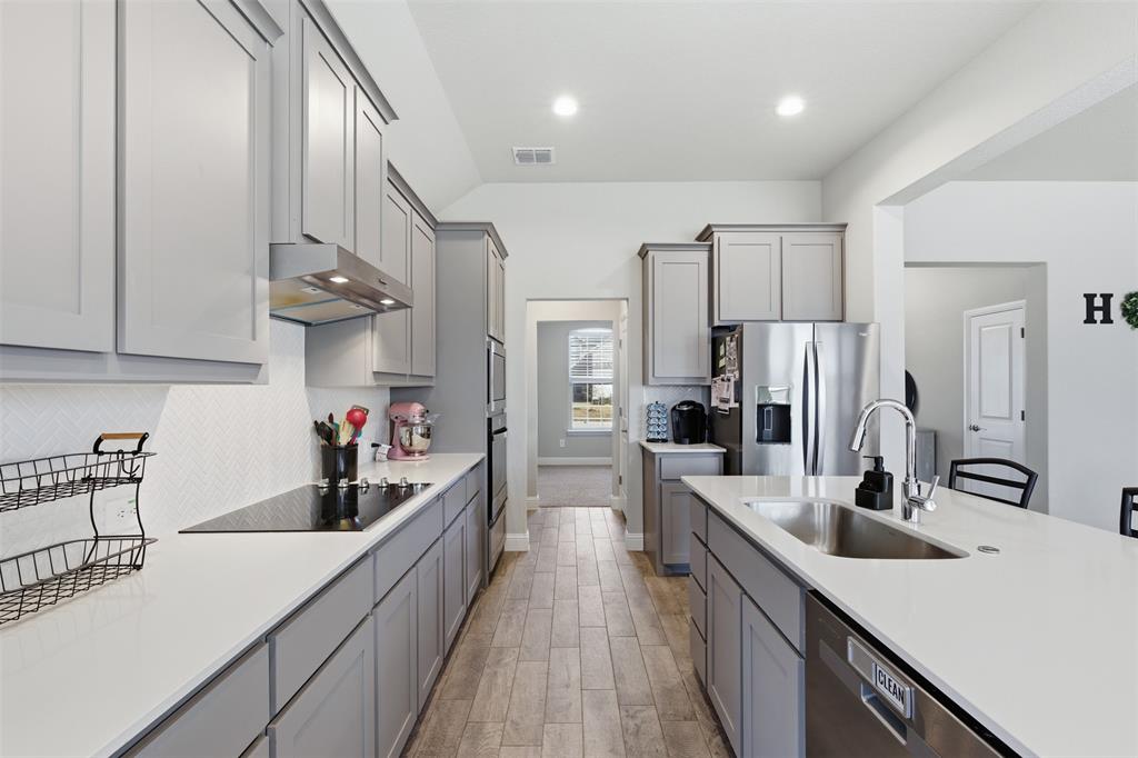 Dove Creek - Residential