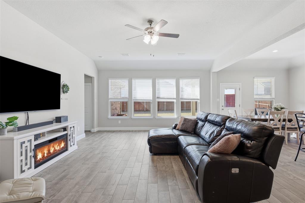 Dove Creek - Residential