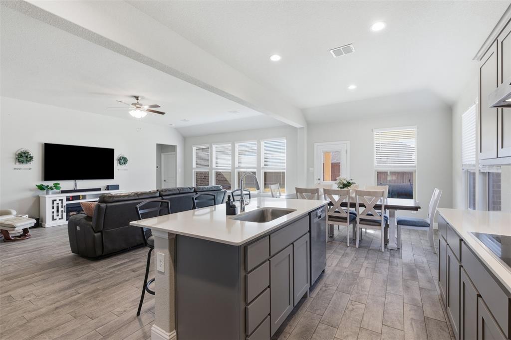 Dove Creek - Residential