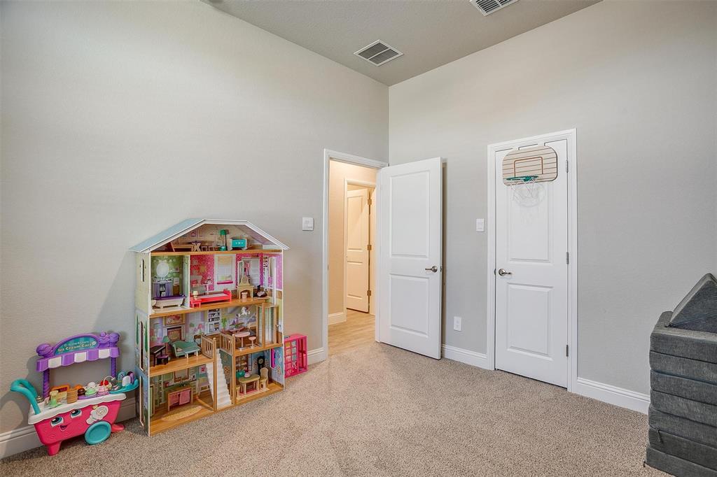 Dove Creek - Residential