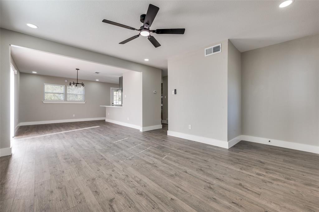 Freeway Park 02 - Residential