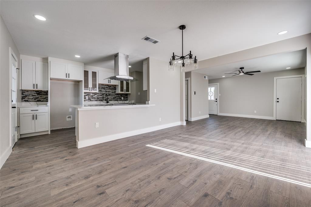 Freeway Park 02 - Residential