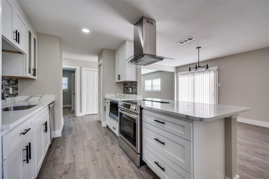 Freeway Park 02 - Residential