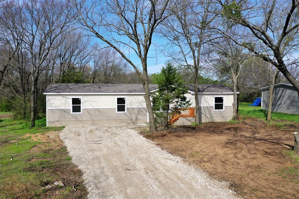 Photo of 629 CR-167 Street, Whitesboro, TX 76273 (MLS # 21406536)