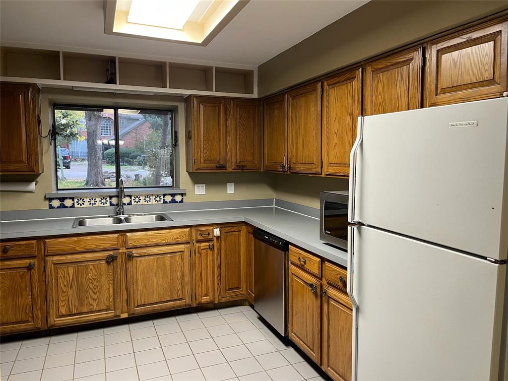 White Rock Highlands - Residential Lease