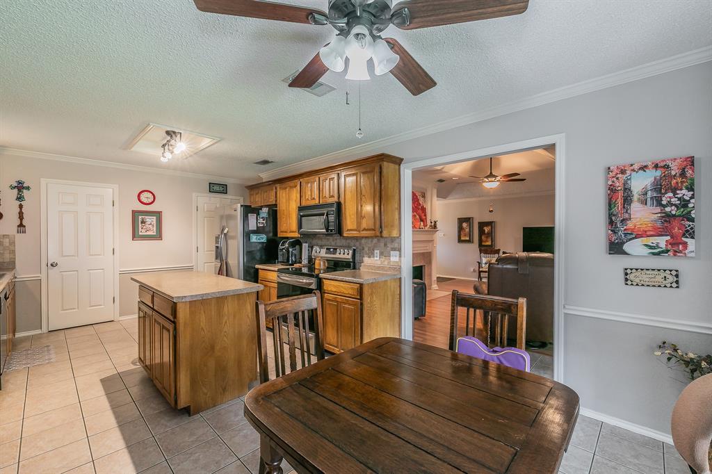 10153 Stoneleigh Drive