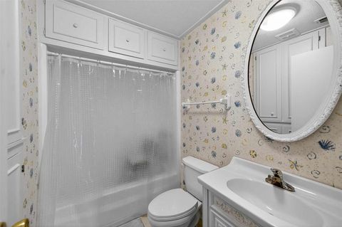 Tiny photo for 520 Hideaway Lane E, Hideaway, TX 75771 (MLS # 21141270)