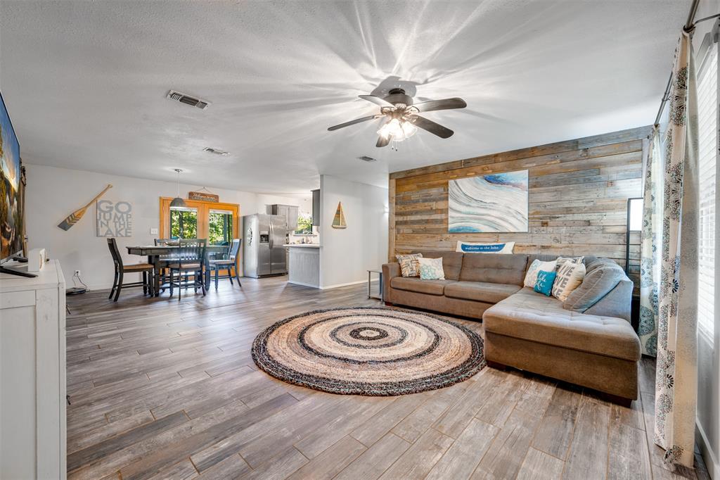 2094 County Road 2850