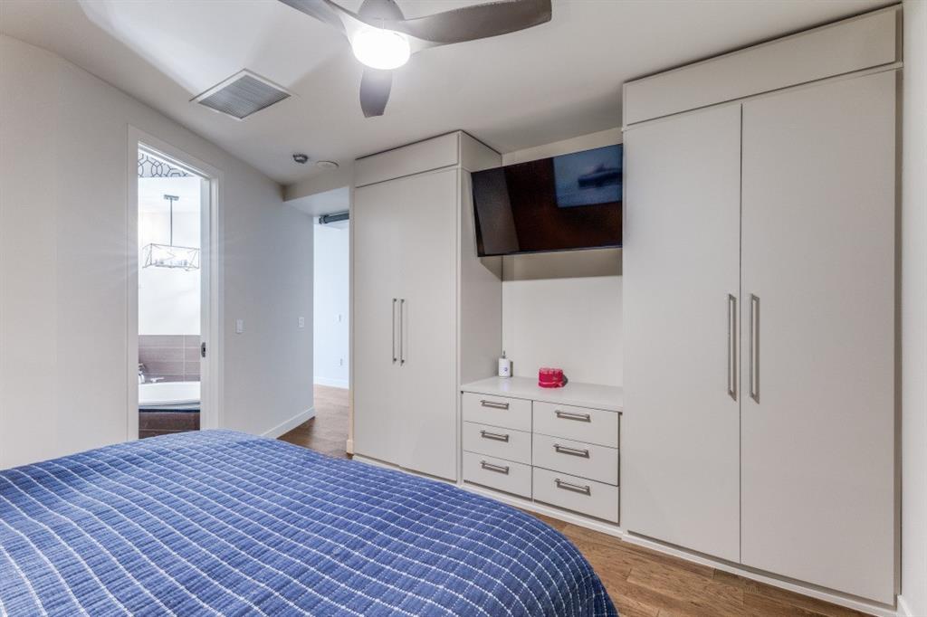 One Montgomery Plaza Residence Condo - Residential