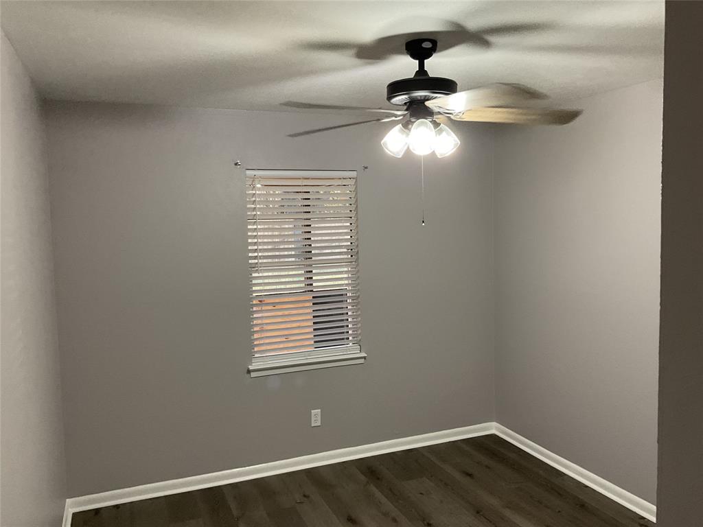 Connaways 02 - Residential